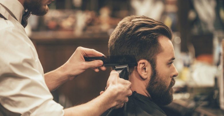 آرایشگاه و سودی 12 میلیون تومانی در ماه آرایشگاه و سودی 12 میلیون تومانی در ماه